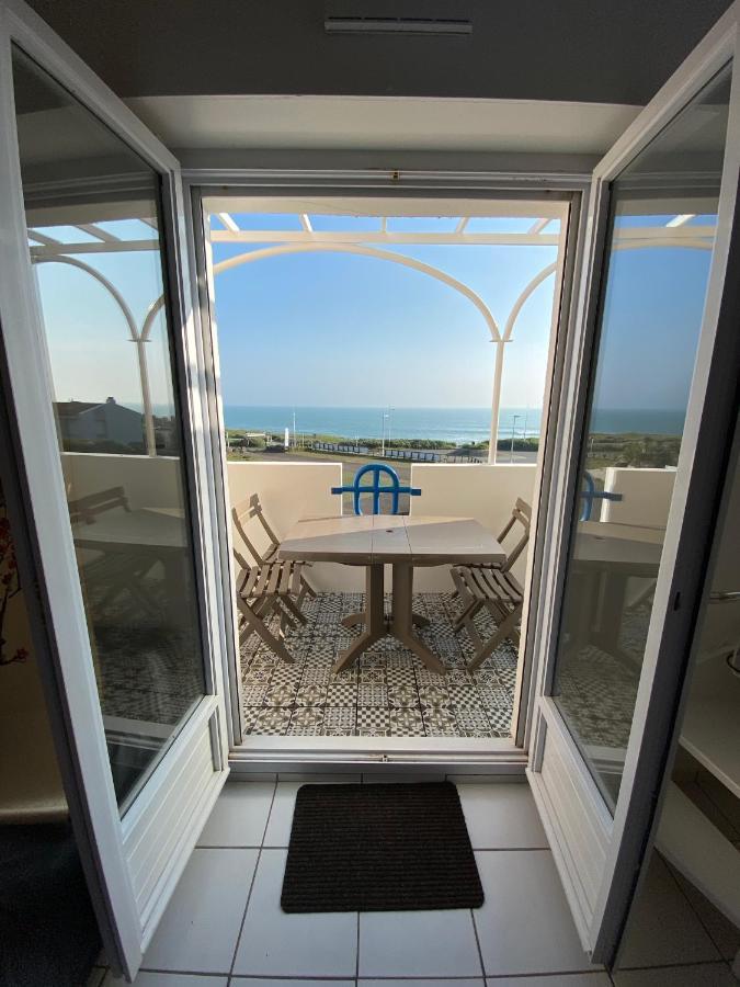 Appartement 4 Personnes Vue Sur Mer La Pironniere Bagian luar foto